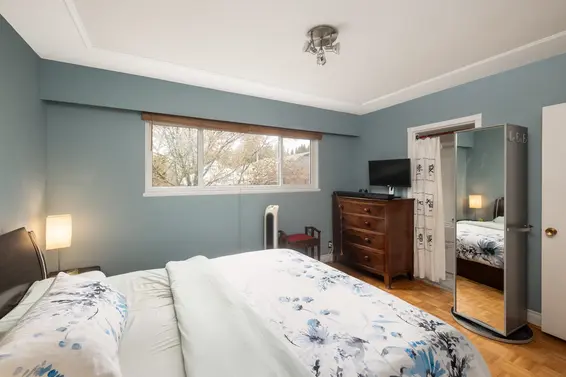 2041 Tompkins Crescent, North Vancouver For Sale - image 33