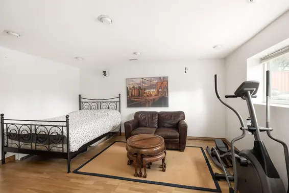 2041 Tompkins Crescent, North Vancouver For Sale - image 35