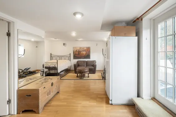 2041 Tompkins Crescent, North Vancouver For Sale - image 38