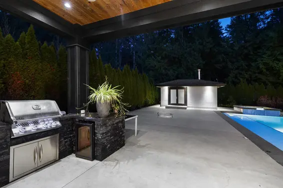 348 Moyne Drive, West Vancouver For Sale - image 16