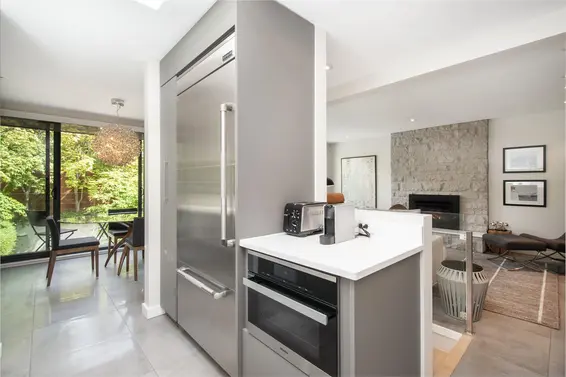 3895 Lonsdale Avenue, North Vancouver For Sale - image 18