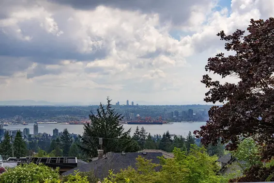 3895 Lonsdale Avenue, North Vancouver For Sale - image 28
