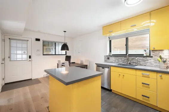 3895 Lonsdale Avenue, North Vancouver For Sale - image 33