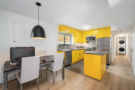 3895 Lonsdale Avenue, North Vancouver For Sale - image 34