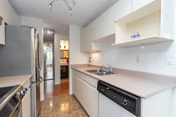 406 110 West 4th Street, North Vancouver For Sale - image 6