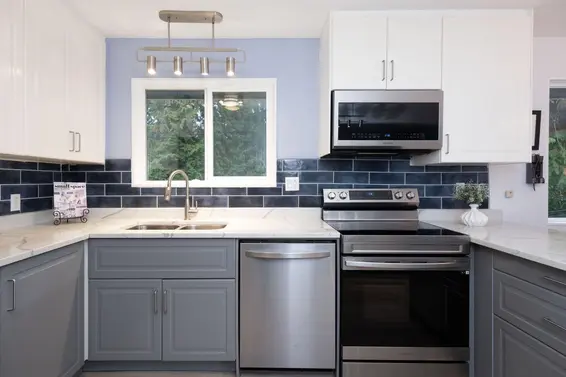 2644 Kilmarnock Crescent, North Vancouver For Sale - image 11