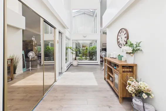3180 Westmount Place, Vancouver For Sale - image 4