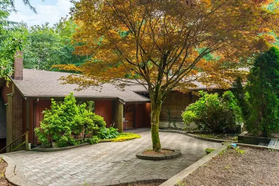 277 East Braemar Road, North Vancouver For Sale - image 2