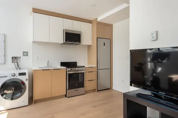 123 649 East 3rd Street, North Vancouver For Sale - image 29