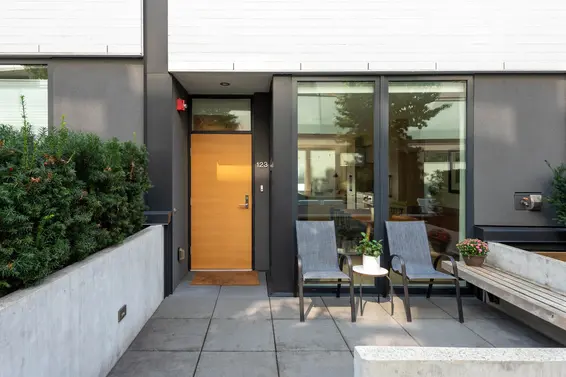 123 649 East 3rd Street, North Vancouver For Sale - image 32
