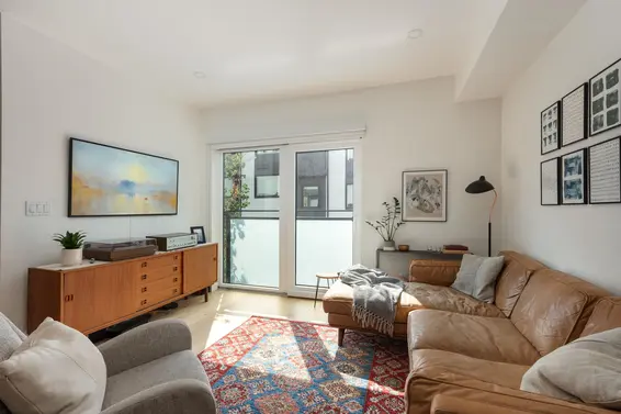 123 649 East 3rd Street, North Vancouver For Sale - image 6