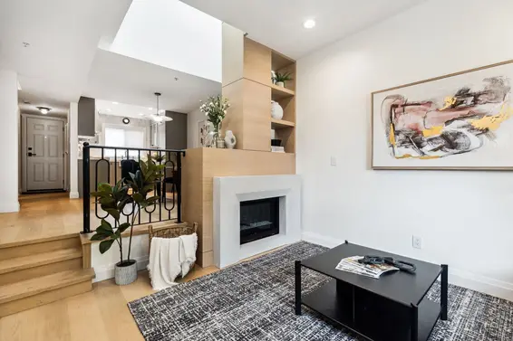 106 East 26th Street, North Vancouver For Sale - image 9