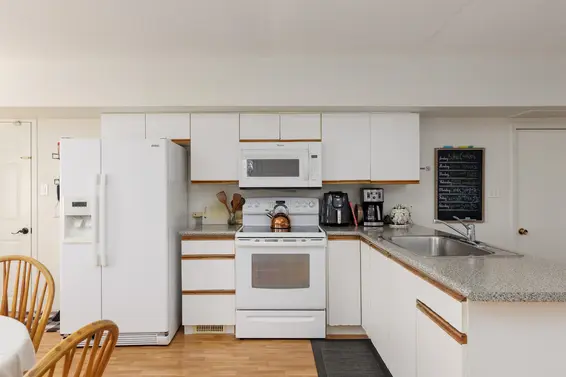 2441 Panorama Drive, North Vancouver For Sale - image 27