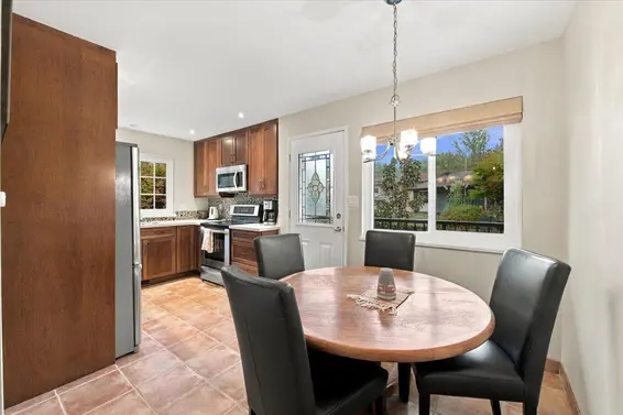 768 Browning Place, North Vancouver For Sale - image 12