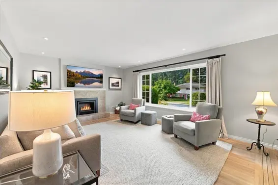 768 Browning Place, North Vancouver For Sale - image 3