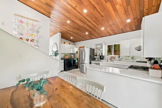 2787 Panorama Drive, North Vancouver For Sale - image 11