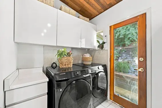 2787 Panorama Drive, North Vancouver For Sale - image 13