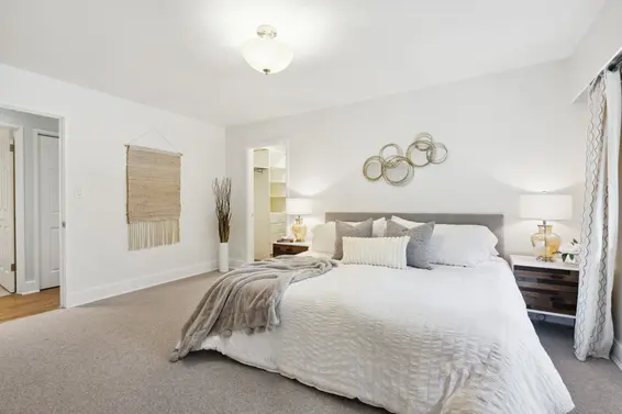 993 Chamberlain Drive, North Vancouver For Sale - image 13
