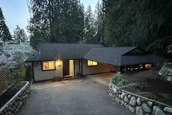 993 Chamberlain Drive, North Vancouver For Sale - image 19