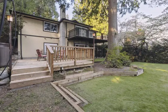 993 Chamberlain Drive, North Vancouver For Sale - image 37
