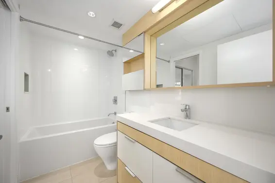 414 111 East 3rd Street, North Vancouver For Sale - image 13