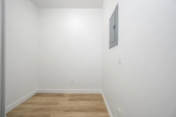 414 111 East 3rd Street, North Vancouver For Sale - image 14