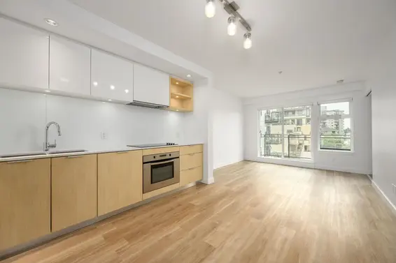 414 111 East 3rd Street, North Vancouver For Sale - image 6