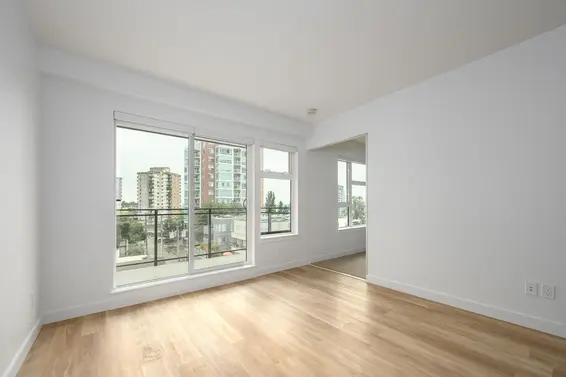 414 111 East 3rd Street, North Vancouver For Sale - image 8