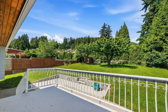 1218 Chamberlain Drive, North Vancouver For Sale - image 16
