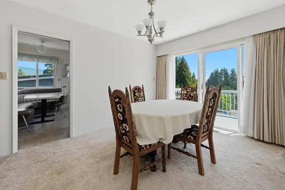 1218 Chamberlain Drive, North Vancouver For Sale - image 9