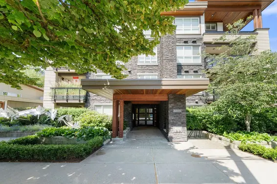117 3205 Mountain Highway, North Vancouver