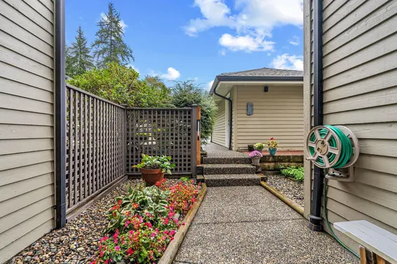 2894 Mount Seymour Parkway, North Vancouver For Sale - image 37