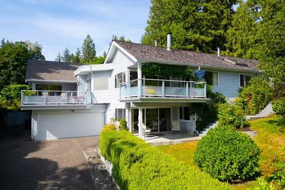 530 East Queens Road, North Vancouver