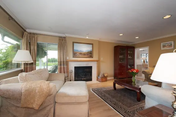 530 East Queens Road, North Vancouver For Sale - image 12