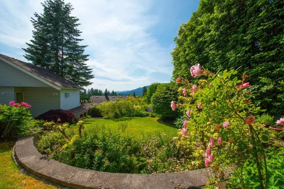 530 East Queens Road, North Vancouver For Sale - image 36