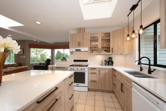 530 East Queens Road, North Vancouver For Sale - image 8