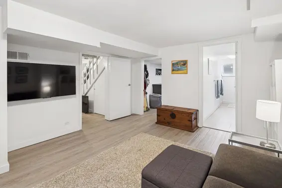 506 Tempe Crescent, North Vancouver For Sale - image 27