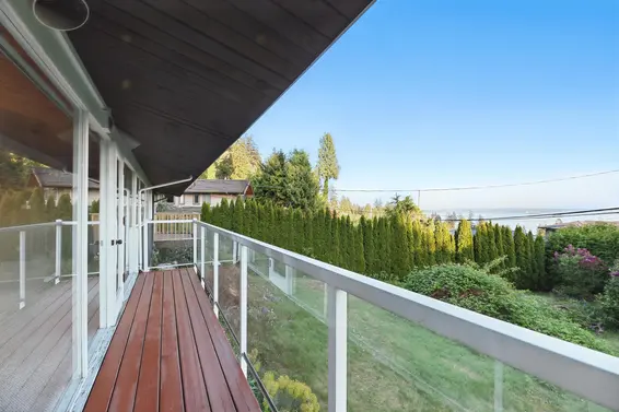 3204 Thompson Crescent, West Vancouver For Sale - image 12
