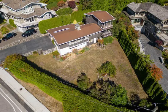 3204 Thompson Crescent, West Vancouver For Sale - image 34
