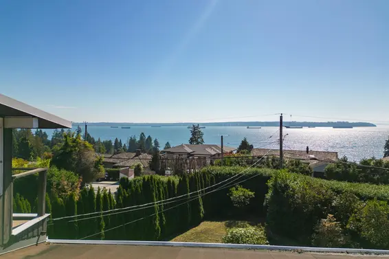 3204 Thompson Crescent, West Vancouver For Sale - image 37