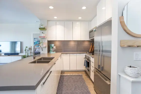 277 West 1st Street, North Vancouver For Sale - image 2