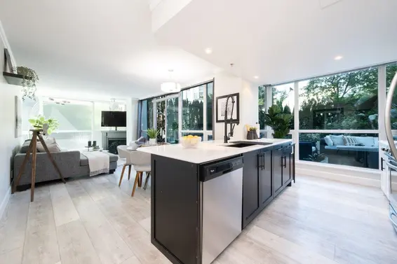 307 138 East Esplanade Avenue, North Vancouver For Sale - image 17