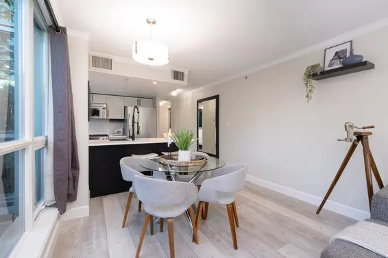 307 138 East Esplanade Avenue, North Vancouver For Sale - image 19