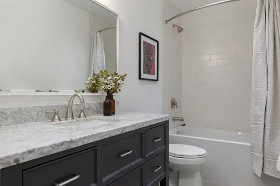 2752 Newmarket Drive, North Vancouver For Sale - image 36