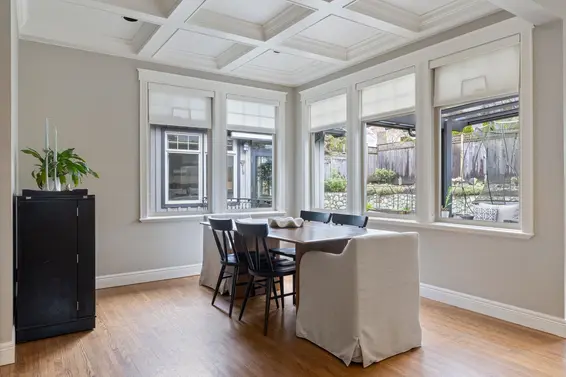 2752 Newmarket Drive, North Vancouver For Sale - image 9