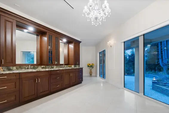 1760 29th Street, West Vancouver For Sale - image 18