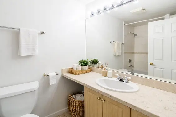 416 3629 Deercrest Drive, North Vancouver For Sale - image 19