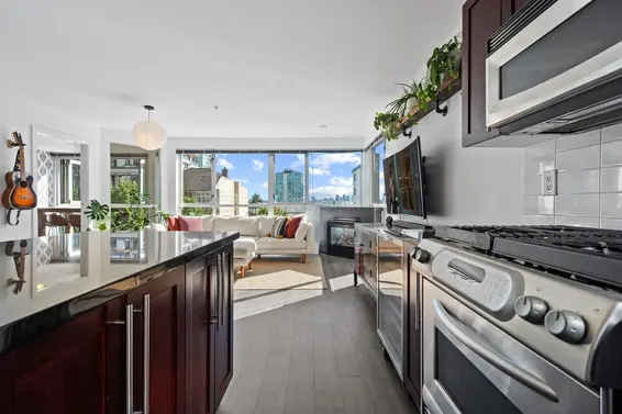 301 122 East 3rd Street, North Vancouver For Sale - image 11