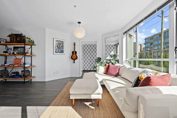 301 122 East 3rd Street, North Vancouver For Sale - image 18