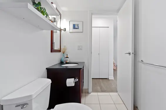301 122 East 3rd Street, North Vancouver For Sale - image 25